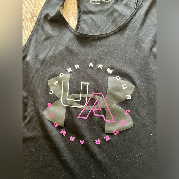 Under Armour Black Athletic Tank Top with Racerback - Picture 2 of 3